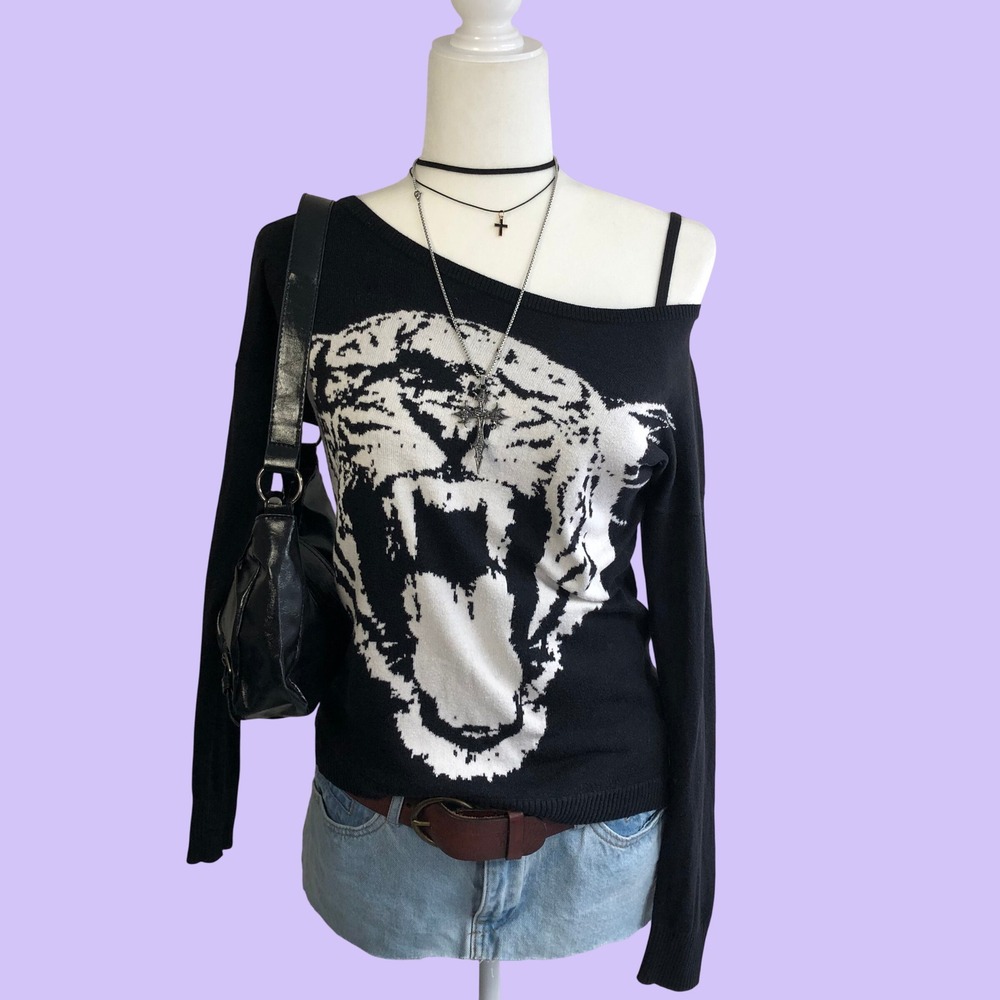 Vintage 2010s Y2K Express Black Tiger Knit Sweater Womens XS Off Shoulder Grunge